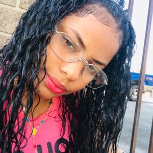 Meet your Posher, Mariateresa